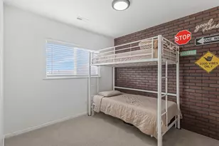 786 S 175 E, Layton, UT 84041 - Photo 13