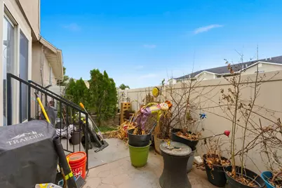 204 W Crescent View Ln N #111, Tooele, UT 84074 - Photo 29