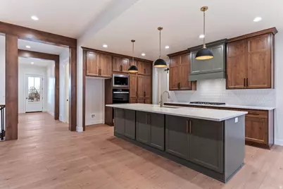 1204 N 1875 E, Layton, UT 84040 - Photo 13