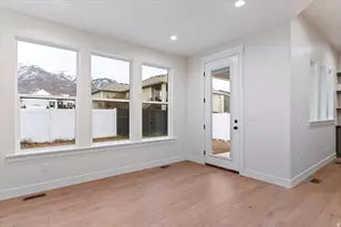 1204 N 1875 E, Layton, UT 84040 - Photo 11