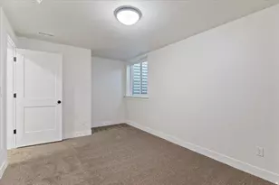 1204 N 1875 E, Layton, UT 84040 - Photo 35