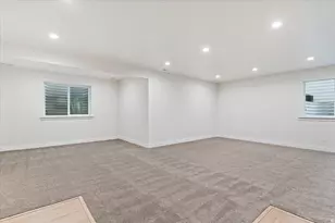 1204 N 1875 E, Layton, UT 84040 - Photo 31