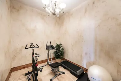 802 Eaglepointe Dr, North Salt Lake, UT 84054 - Photo 25