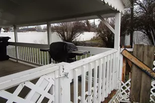 326 Bannock St, Malad City, ID 83252 - Photo 3