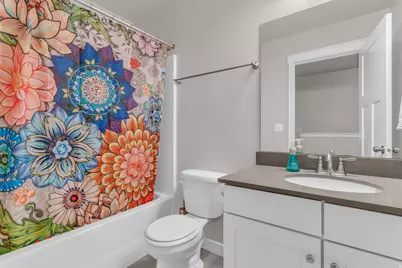 1517 E Primrose Ln, Layton, UT 84040 - Photo 23