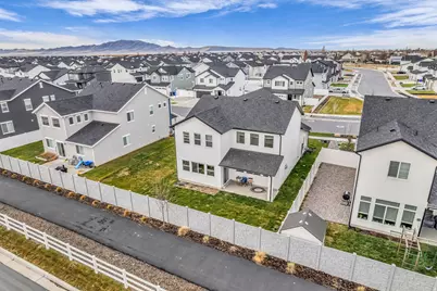 2811 S 2425 W, Syracuse, UT 84075 - Photo 35