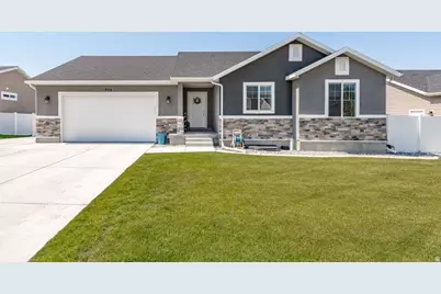 954 S 1050 W, Tooele, UT 84074 - Photo 1