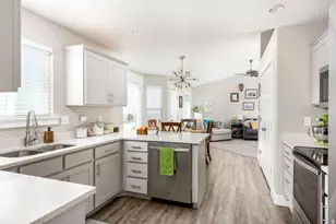 954 S 1050 W, Tooele, UT 84074 - Photo 13