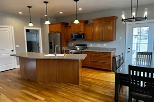 808 S Stone Crk Dr, River Heights, UT 84321 - Photo 7