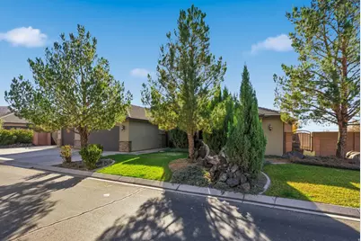 156 E Holly Way, Washington, UT 84780 - Photo 3