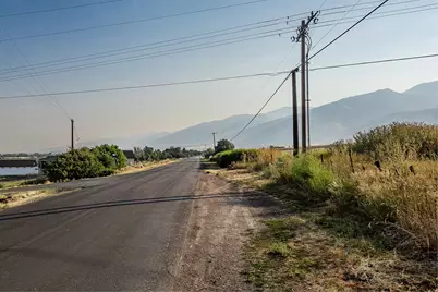 440 N 600 E, Hyrum, UT 84319 - Photo 9