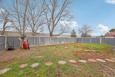 2409 W Hardrock Dr, Taylorsville, UT 84129 - Photo 33