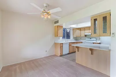 69 White Barn Dr, Pleasant View, UT 84414 - Photo 9