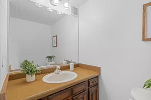 693 Kingston Cir, Tooele, UT 84074 - Photo 13