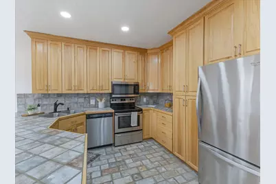 693 Kingston Cir, Tooele, UT 84074 - Photo 11