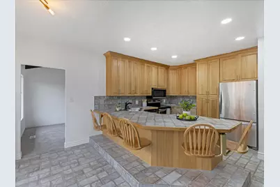 693 Kingston Cir, Tooele, UT 84074 - Photo 9