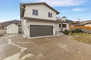 693 Kingston Cir, Tooele, UT 84074 - Photo 3