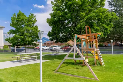 1070 S Orem Blvd E #3, Orem, UT 84058 - Photo 3