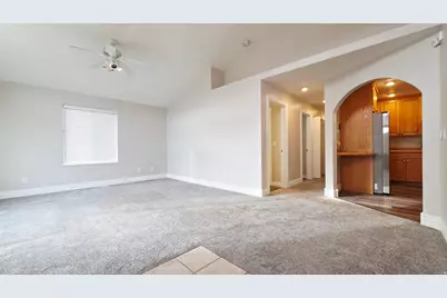 268 W Mountain Green Cir, Roosevelt, UT 84066 - Photo 5