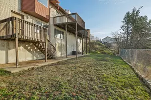 578 Lakeview Way E, Farmington, UT 84025 - Photo 35