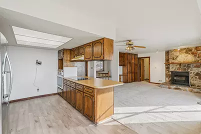 578 Lakeview Way E, Farmington, UT 84025 - Photo 9