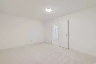 578 Lakeview Way E, Farmington, UT 84025 - Photo 27