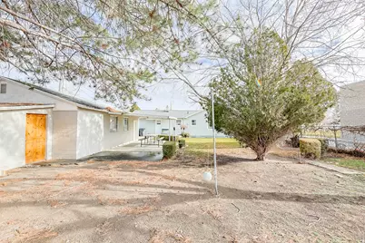 98 S Quirk St E, Grantsville, UT 84029 - Photo 9