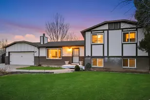 1727 N 2700 W, Clinton, UT 84015 - Photo 1