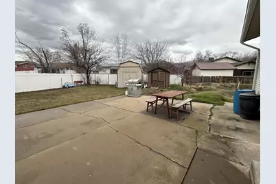 1420 W 1750 N, Layton, UT 84041 - Photo 3