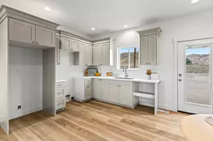 701 S Black, Sigurd, UT 84657 - Photo 7