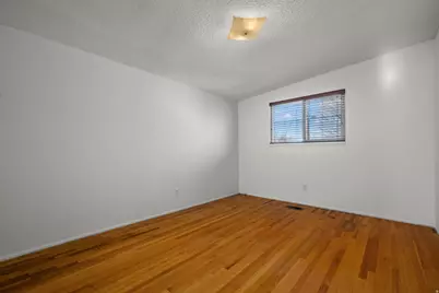 431 E 9150 S, Sandy, UT 84070 - Photo 9