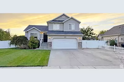 1449 N 2475 W, Clinton, UT 84015 - Photo 1