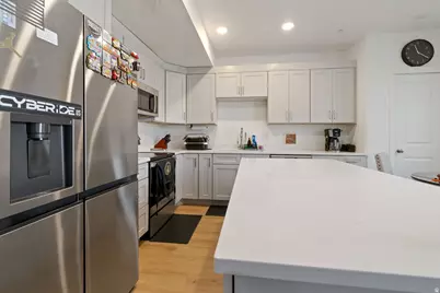 5227 W Reventon Dr S #303, South Jordan, UT 84009 - Photo 9