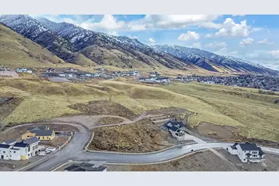 281 N Sherwood Dr #24, Providence, UT 84332 - Photo 13