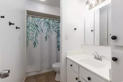 987 W Bloomington Dr S, Bloomington, UT 84790 - Photo 17