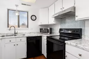 987 W Bloomington Dr S, Bloomington, UT 84790 - Photo 9