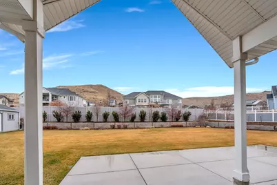9903 N Lippizan Way E, Eagle Mountain, UT 84005 - Photo 5