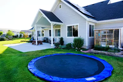 9903 N Lippizan Way E, Eagle Mountain, UT 84005 - Photo 43