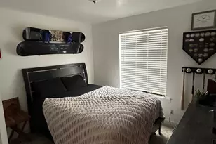 2316 E Marigold Dr, Eagle Mountain, UT 84005 - Photo 7