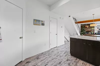 1010 W Rooftop Dr, Midvale, UT 84047 - Photo 3