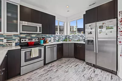 1010 W Rooftop Dr, Midvale, UT 84047 - Photo 5