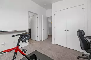 1010 W Rooftop Dr, Midvale, UT 84047 - Photo 13