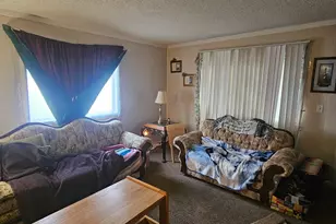 195 E Main St, Wellington, UT 84542 - Photo 7