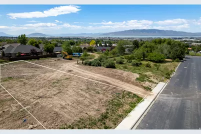 1018 E 300 S #2, Pleasant Grove, UT 84062 - Photo 9