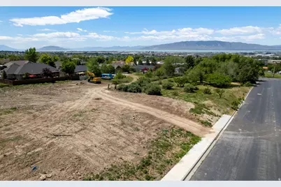 1018 E 300 S #2, Pleasant Grove, UT 84062 - Photo 5