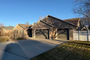9851 S Birdie Way, South Jordan, UT 84009 - Photo 1