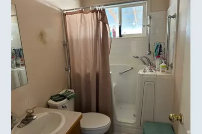 220 W Main St, Myton, UT 84052 - Photo 17