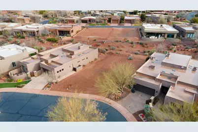 2085 N Tuweap Dr #16, Saint George, UT 84770 - Photo 3