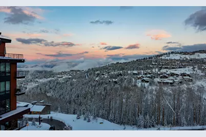 7697 Village Way #404, Park City, UT 84060 - Photo 3
