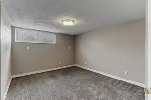 6773 S 1300 W, West Jordan, UT 84084 - Photo 19